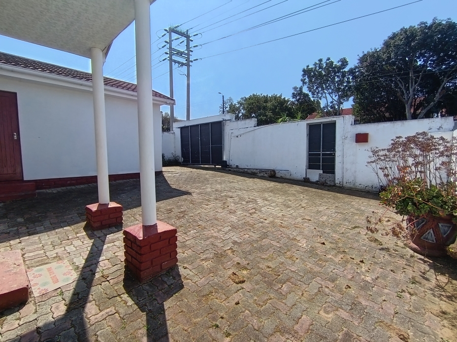 3 Bedroom Property for Sale in Haven Hills Eastern Cape